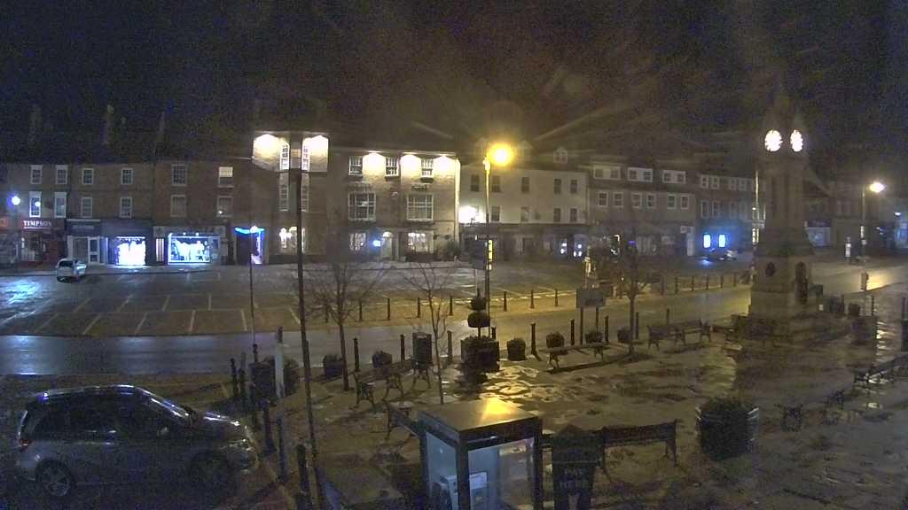 Thirsk webcam overlooking the Market Place